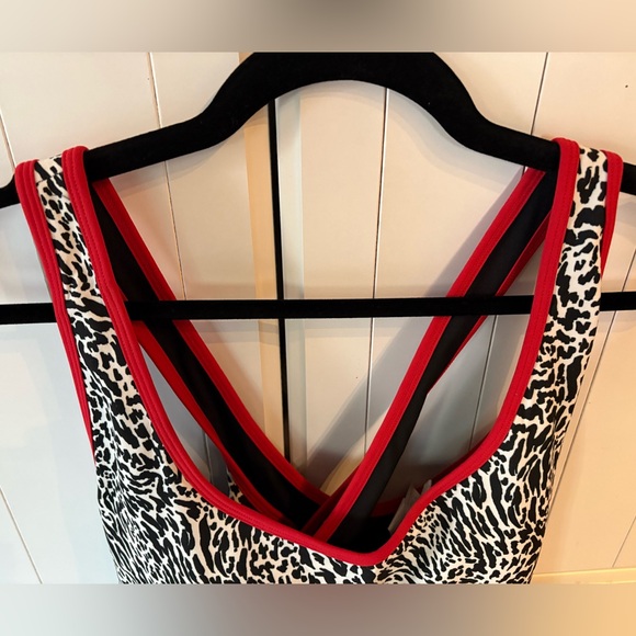 NWT Fabletics Define Performance Dress XXL-1X - Picture 3 of 11